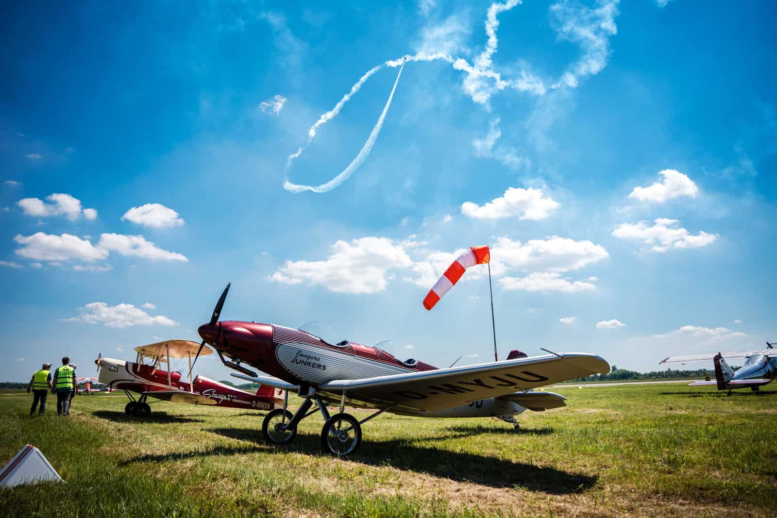 Flugzeuge am Boden auf dem 20. Hugo-Junkers-Fest
